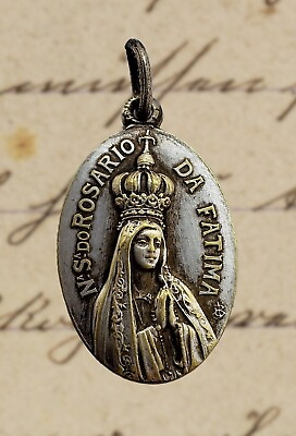 #ad RELIGIOUS HOLY CHARM CATHOLIC SILVER PLATED PENDANT OF OUR LADY OF FATIMA VTG $35.00