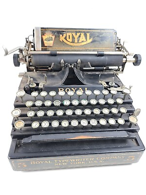 #ad ANTIQUE 1913 ROYAL STANDARD NO.5 FLATBED STAIRCASE TYPEWRITER FOR RESTORATION $375.00