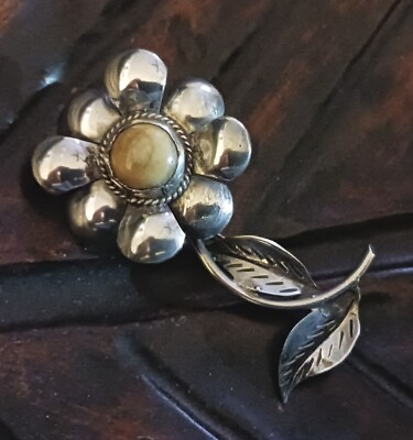 #ad VINTAGE MEXICO STERLING SILVER AND AGATE FLOWER PIN BROOCH $75.00