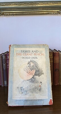 #ad James And the Giant Peach 1st Edition Roald Dahl 1961 $40.00