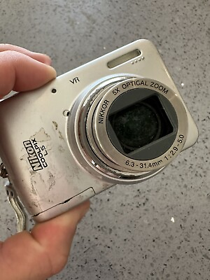 #ad Nikon COOLPIX L5 7.2MP Digital Camera Silver Work Great Door Battery Repair C $39.99