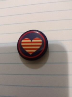 #ad Heart With Red And White Stripes Button Pin D18 $3.00