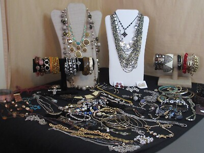 #ad 106 piece Lot of Mostly Modern Well made Jewelry $42.99