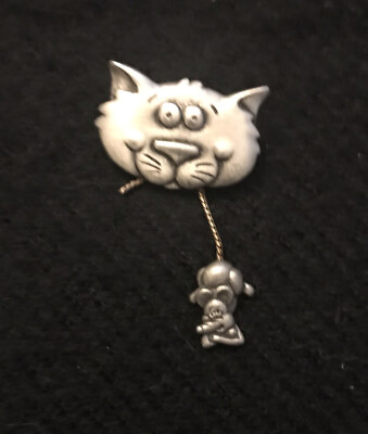 #ad JJ Jonette Jewelry Cat Head Dangling Mouse Pin Brooch Pewter Silver Tone VTG 2” $15.99