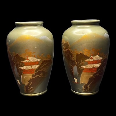 #ad Vintage Pair of Mixed Metal Vase Gold Silver Mt Fuji Pagoda Japan 4” $19.00