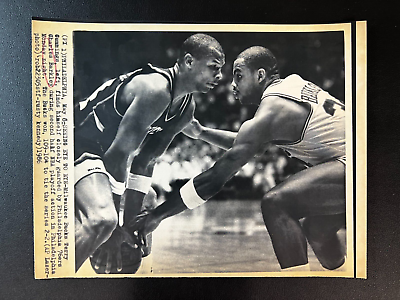 #ad 1986 76ers Charles Barkley Vs Bucks Terry Cummings Type 3 8x10.5 Original Photo $25.00