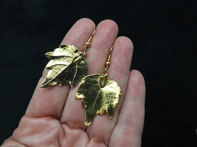 #ad Vintage Contemporary Gold Tone Leaf Dangle Pierced Earrings $13.49