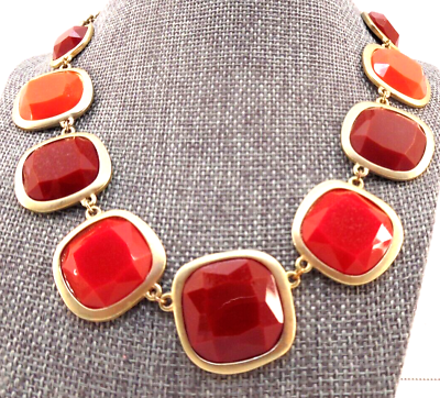 #ad Vtg Natasha Couture Dark Pink Red Acrylic Stone Gold Tone Metal Bib Necklace $22.00