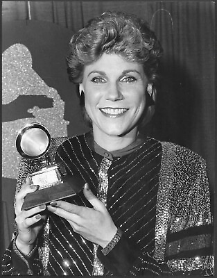 #ad Anne Murray at the 1984 Grammy Awards Original 1984 Press Photo $7.96