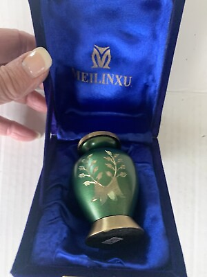 #ad Meilinxu Green Metal w Etching Screw Top Mini Keepsake Cremation Urn 2.75quot; Tall $15.14
