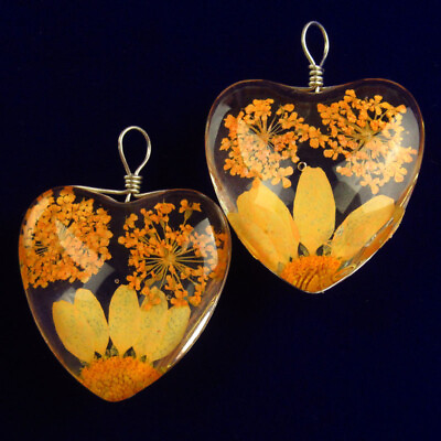 #ad 2Pcs Wrapped Crystal Glass Yellow Dried Flower Heart Pendant Bead Q11966 $9.95