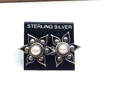 #ad Vintage Sterling Earrings 925 Silver Freshwater Pearl Flower Pierced NO OFFERS $14.00