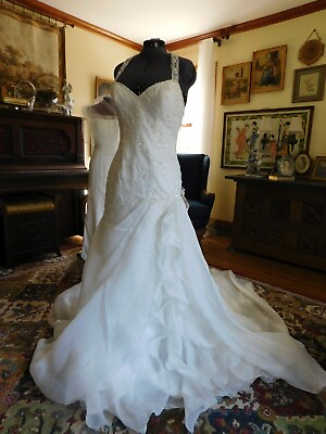#ad GORGEOUS WHITE quot;COSMOBELLA MILANOquot; WHITE BEADED WEDDING DRESS WATERFALL SKIRT 12 $200.00