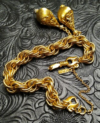 #ad MONET 18k Gold Plated BOLERO 1962 Vintage Bracelet Pre owned Double Charm $105.00
