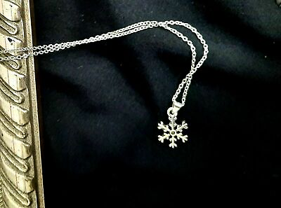 #ad Jades Cute Tiny Silver Colored Zinc Alloy SnowFlake Pendant Necklace New 015 $10.99