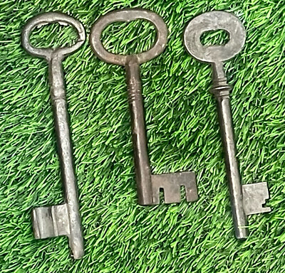 #ad Big Sized Hand Forged Antique Keys Lot If Three In Original Condition $114.00