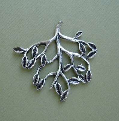 #ad Pendant Tree Branch Leaf Drop Alloy Antique Silver 5pcs. $5.00
