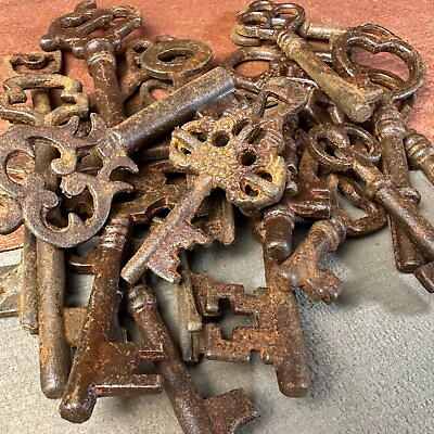 #ad Antique Vintage Style 19th Century Iron Keys Assorted Lot of 25 $34.99