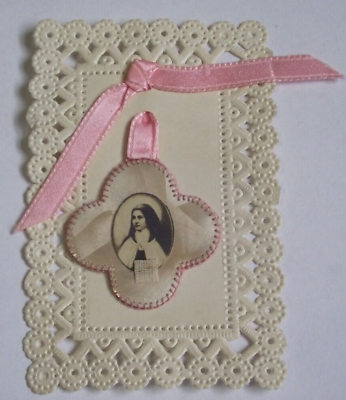 #ad Vtg New embroidered relic scapular badge St Saint Therese of the child Jesus $75.00