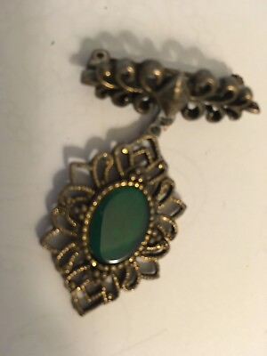 #ad vintage estate green cabachon charm dangle brooch $6.99
