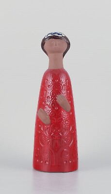 #ad Mari Simmulson a large unique handmade ceramic sculpture of a woman. $470.00