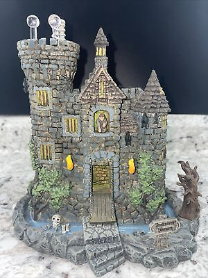 #ad Hawthorne Village Frankenstein#x27;s Castle House Halloween 2005 Universal Monsters $69.99