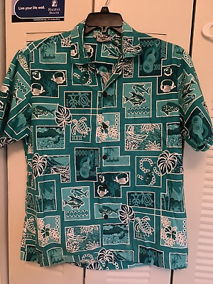 #ad Hawaiian Shirt 👕 $19.00